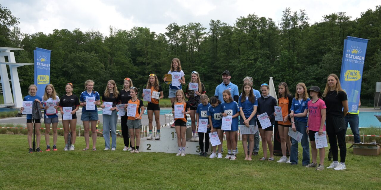 Super Stimmung beim 16. Schülertriathlon im Itzehoer Schwimmzentrum
